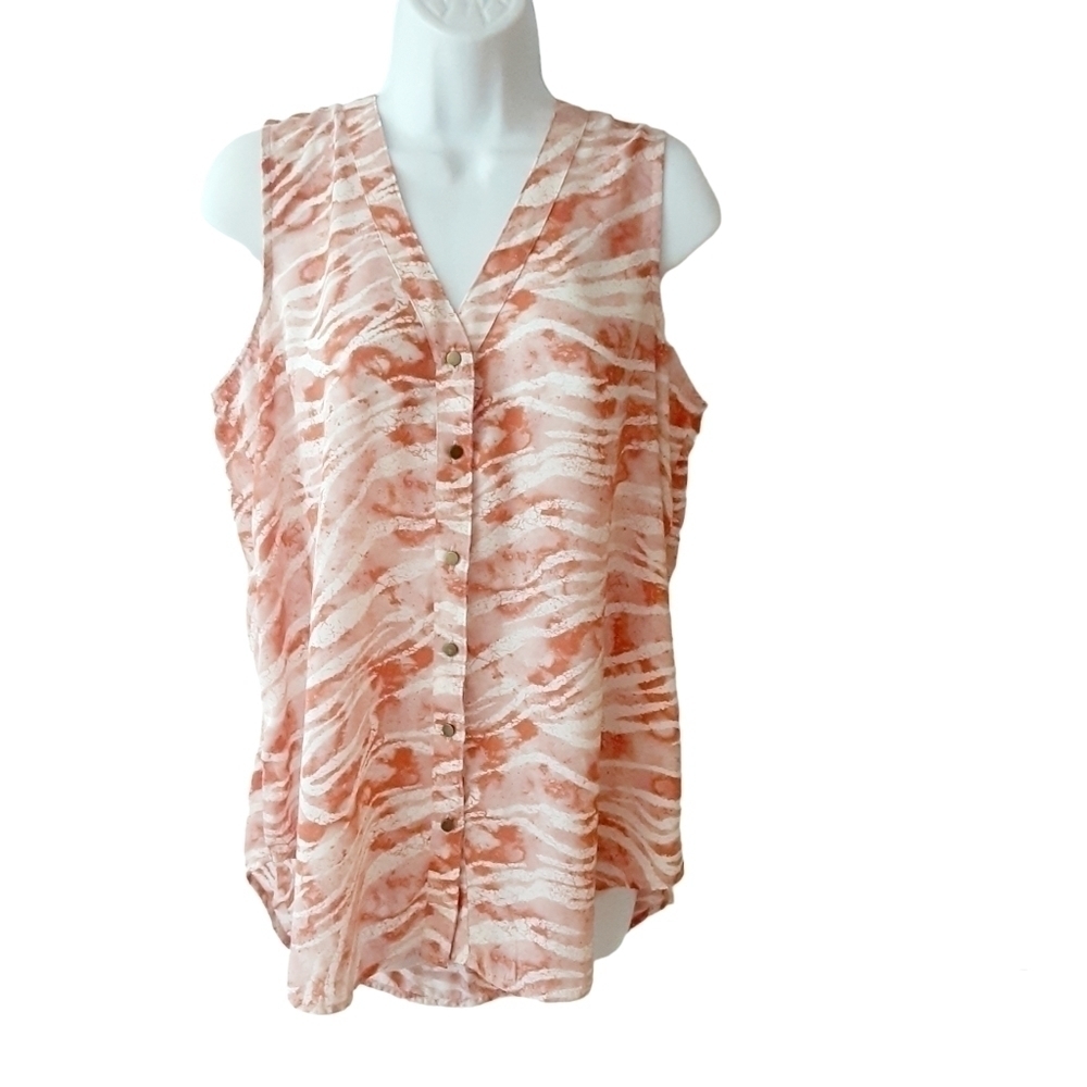 Maurices Pink and White Tank Top